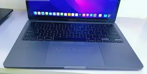 New Laptop Apple MacBook Pro 2020 16GB Intel Core I5 SSD 1T