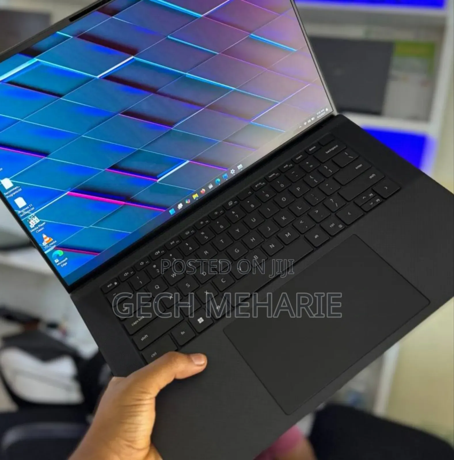 New Laptop Dell Precision 5570 32GB Intel Core I9 SSD 1T