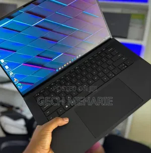 New Laptop Dell Precision 5570 32GB Intel Core I9 SSD 1T