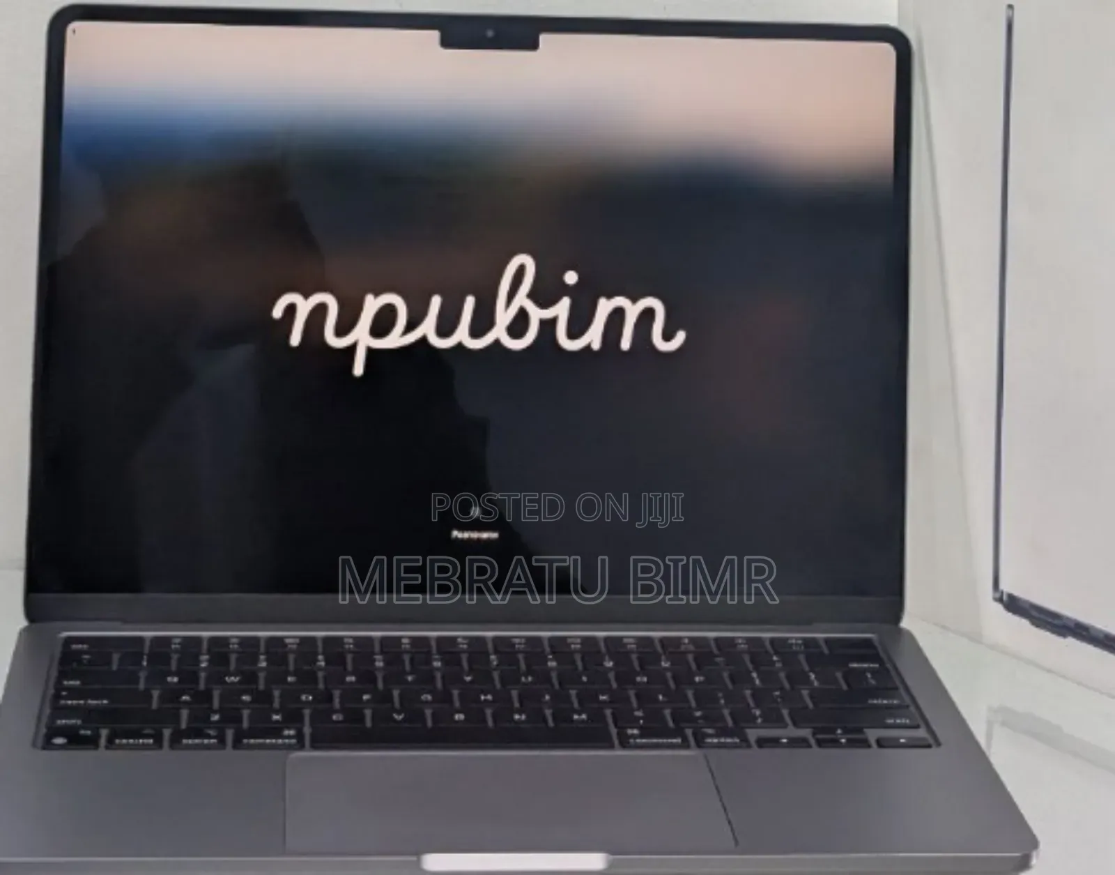 New Laptop Apple MacBook Air 2024 M3 13-Inch 8GB Apple M3 SSD 256GB