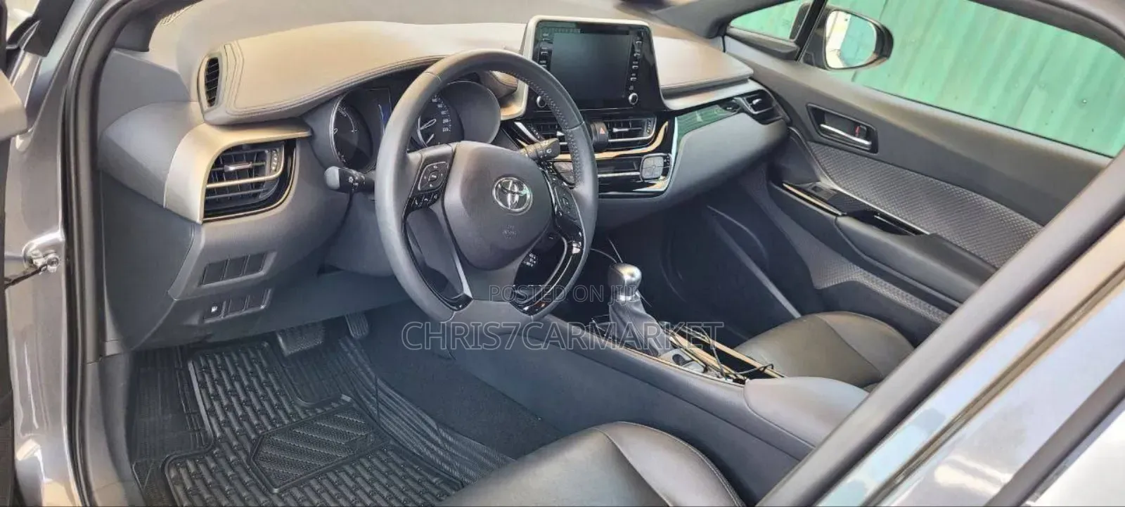 Toyota C-HR 2023 Gray