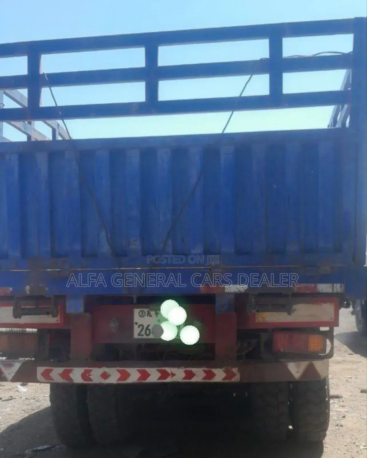 Sino ሀይቤድ ከነተሳቢው
•2017
•87 ሽ ታርጋ
•26 ሽ ታርጋ ቻይና ጋሪ