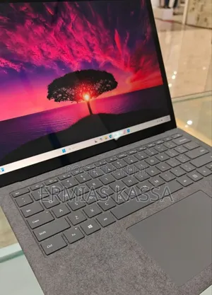 New Laptop Microsoft Surface Book 3 16GB Intel Core I7 SSD 512GB