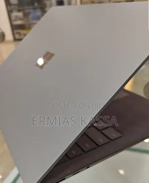 New Laptop Microsoft Surface Book 3 16GB Intel Core I7 SSD 512GB