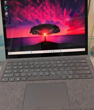 New Laptop Microsoft Surface Book 3 16GB Intel Core I7 SSD 512GB