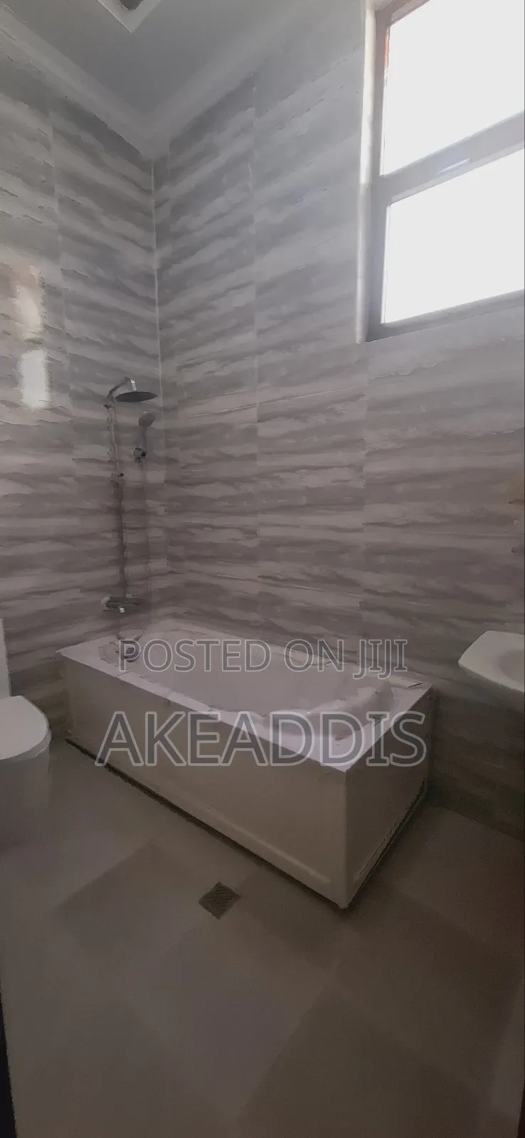 Furnished 4bdrm Villa in ሰሚት, Bole for sale