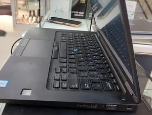 New Laptop Dell Latitude 5490 8GB Intel Core I7 SSD 256GB