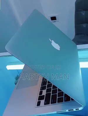 New Laptop Apple MacBook Air 2014 4GB Intel Core I5 SSD 128GB