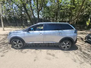 Peugeot 5008 2021 Silver