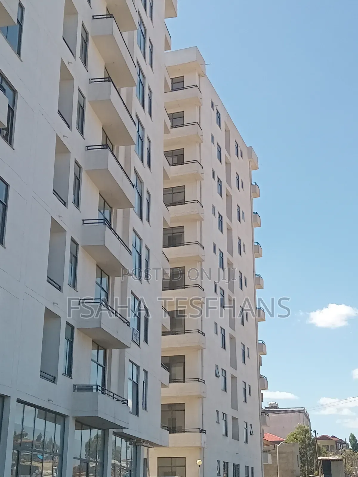 3bdrm Apartment in Apartment  Compound , Yeka for rent