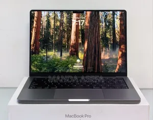 Photo - New Laptop Apple MacBook Pro 16GB Apple M2 SSD 512GB