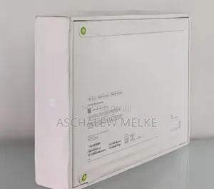 Photo - New Laptop Apple MacBook 16GB Apple M4 SSD 256GB