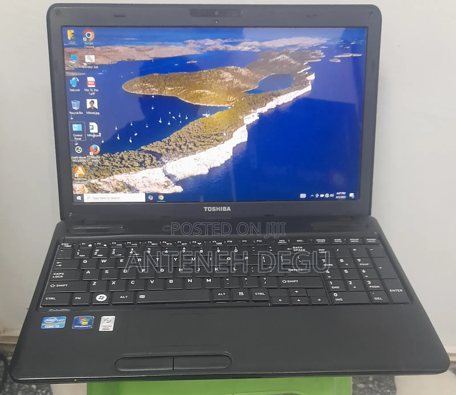 Laptop Toshiba Satellite C665 4GB Intel Core I3 HDD 320GB