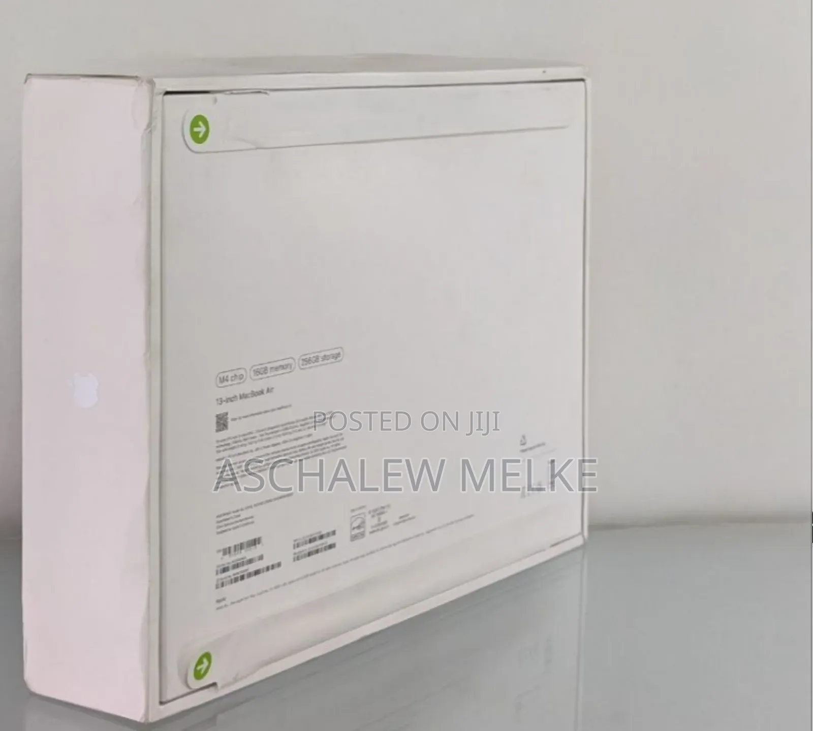 New Laptop Apple MacBook 16GB Apple M4 SSD 256GB