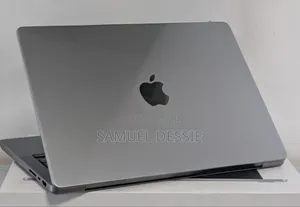 New Laptop Apple MacBook Pro 2022 M2 16GB Apple M2 SSD 512GB