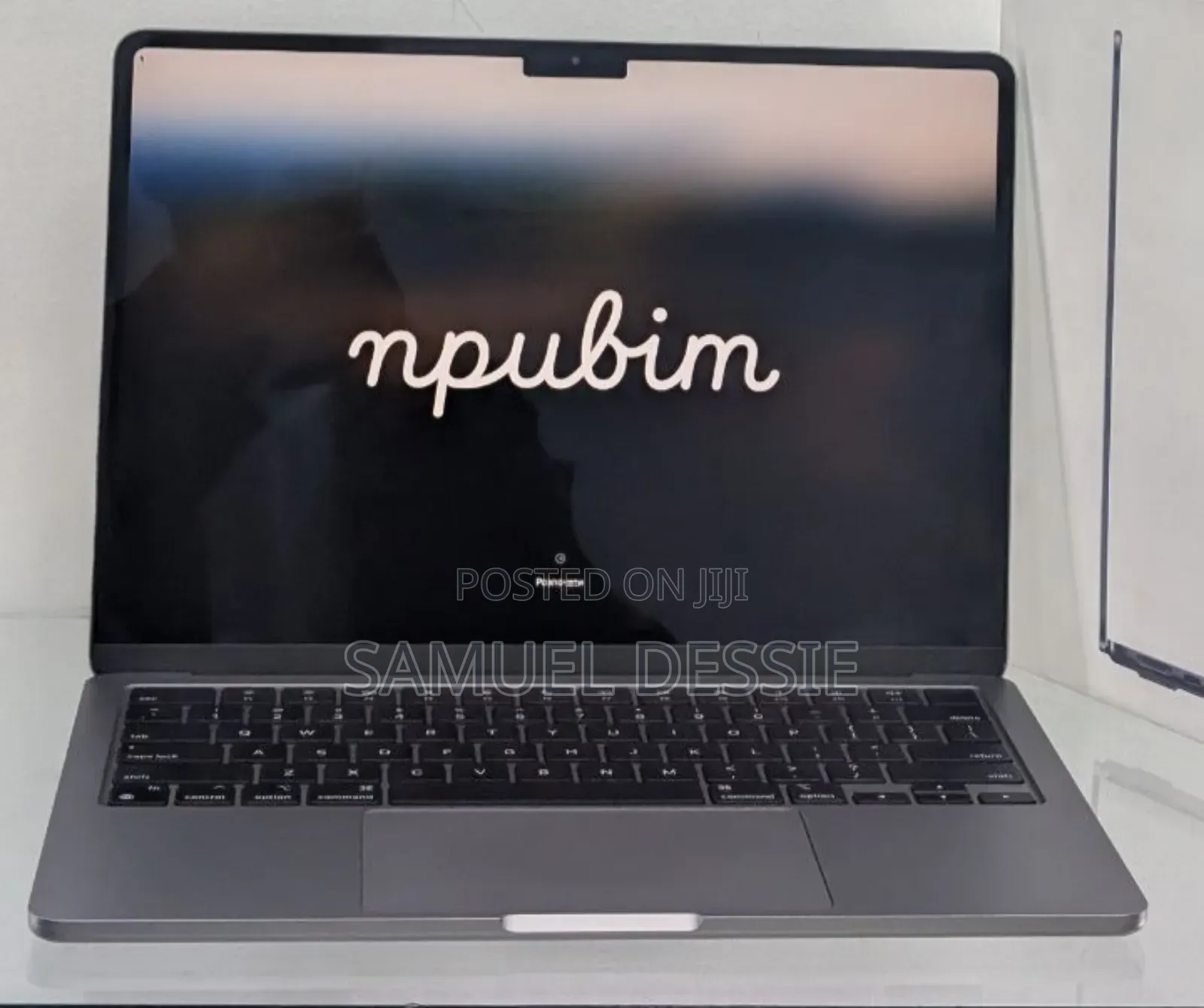 New Laptop Apple MacBook Air 2024 M3 15-Inch 8GB Apple M3 SSD 256GB