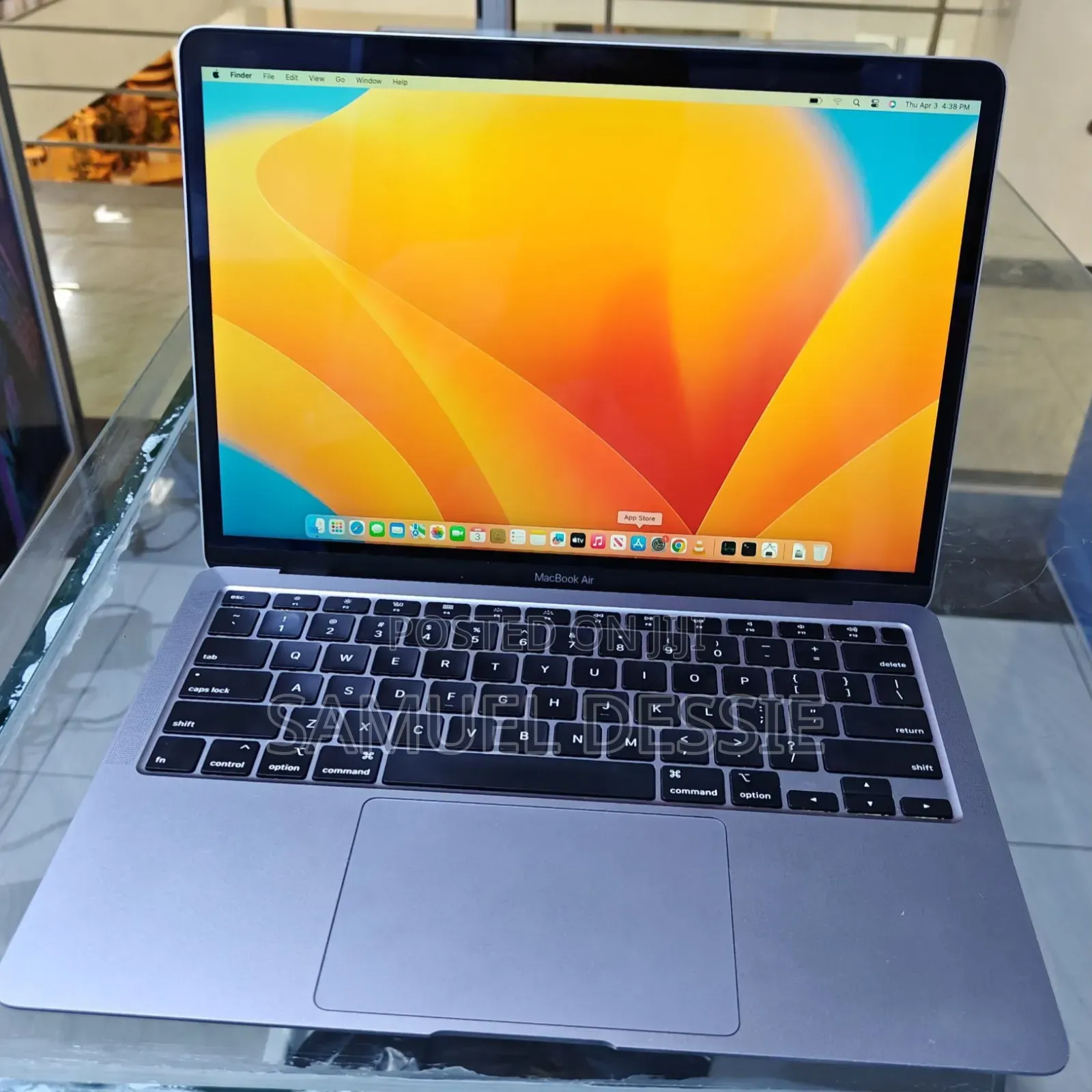 New Laptop Apple MacBook Air 2020 8GB Intel Core I5 SSD 256GB