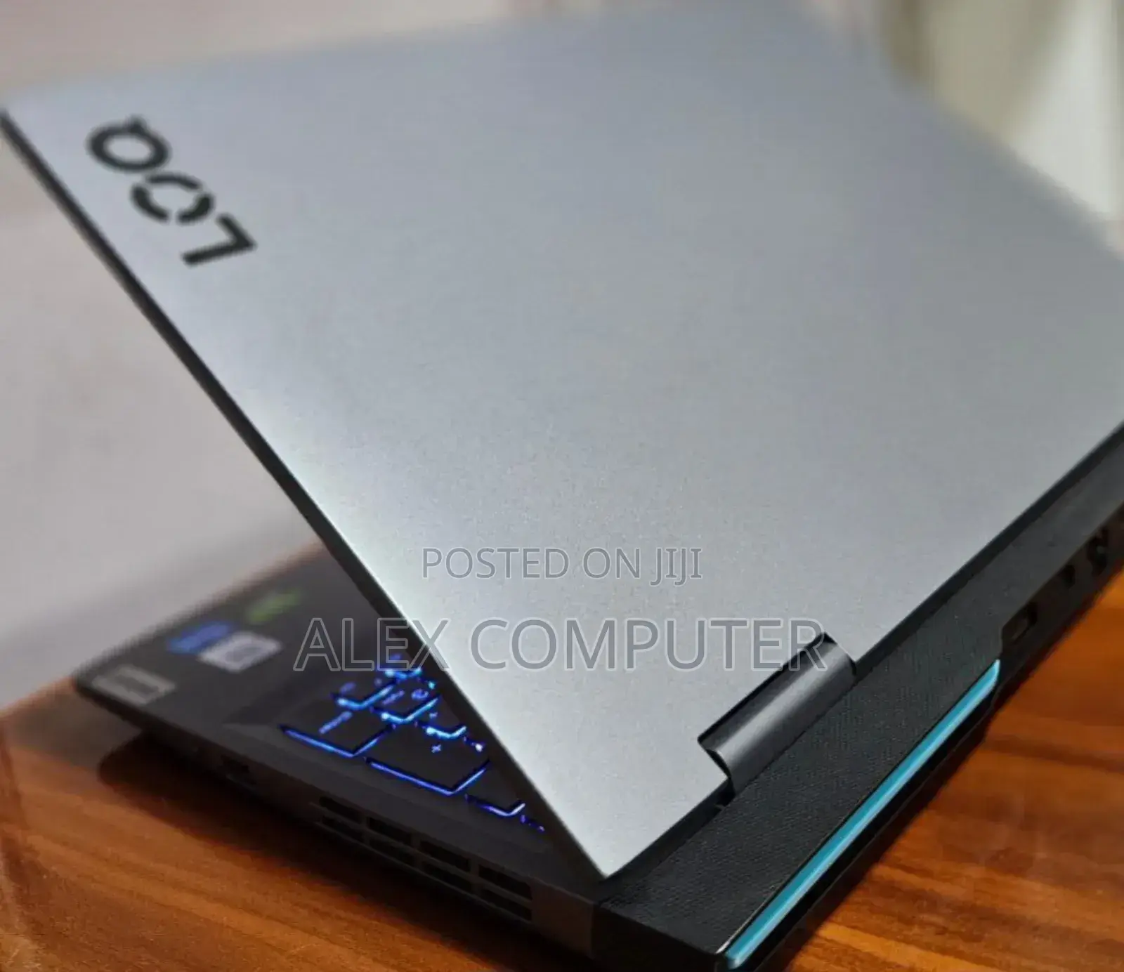 New Laptop Lenovo LOQ 15IRH8 16GB Intel Core I5 SSD 512GB