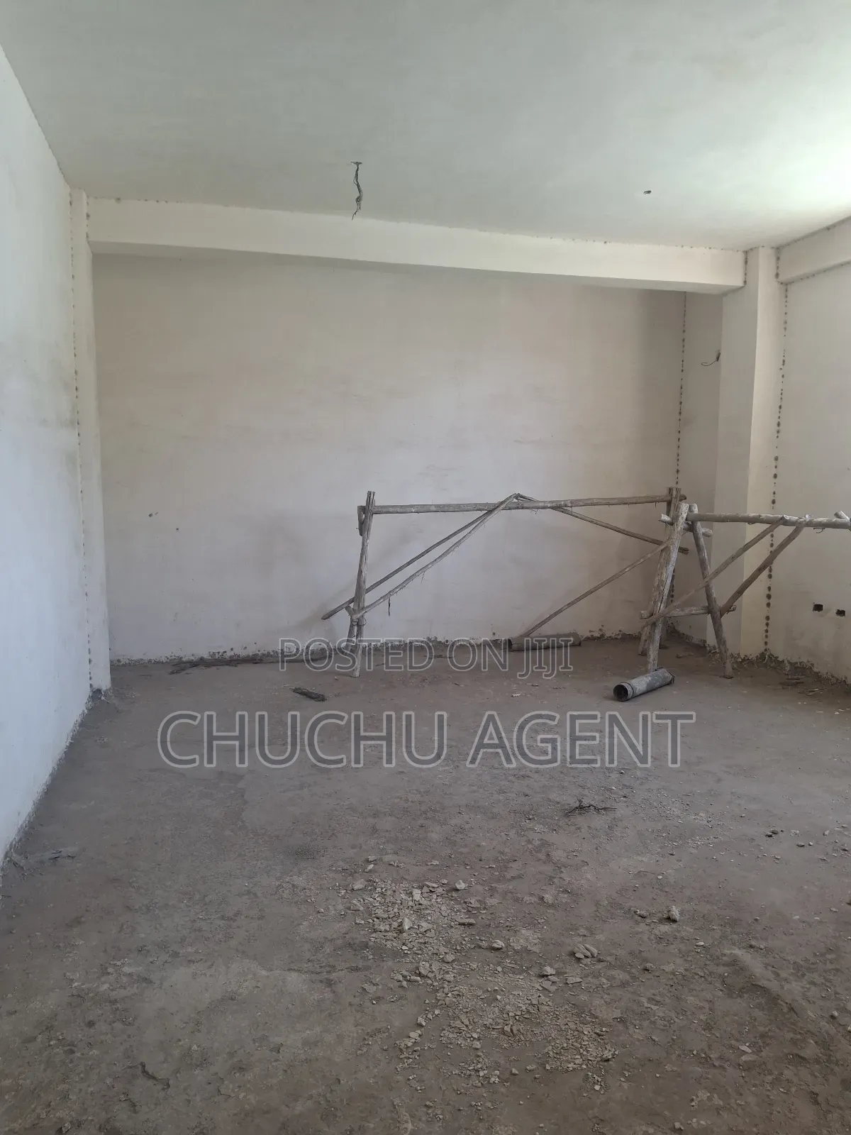 20bdrm Apartment in Bole for sale