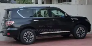 Nissan Patrol 2015 Black