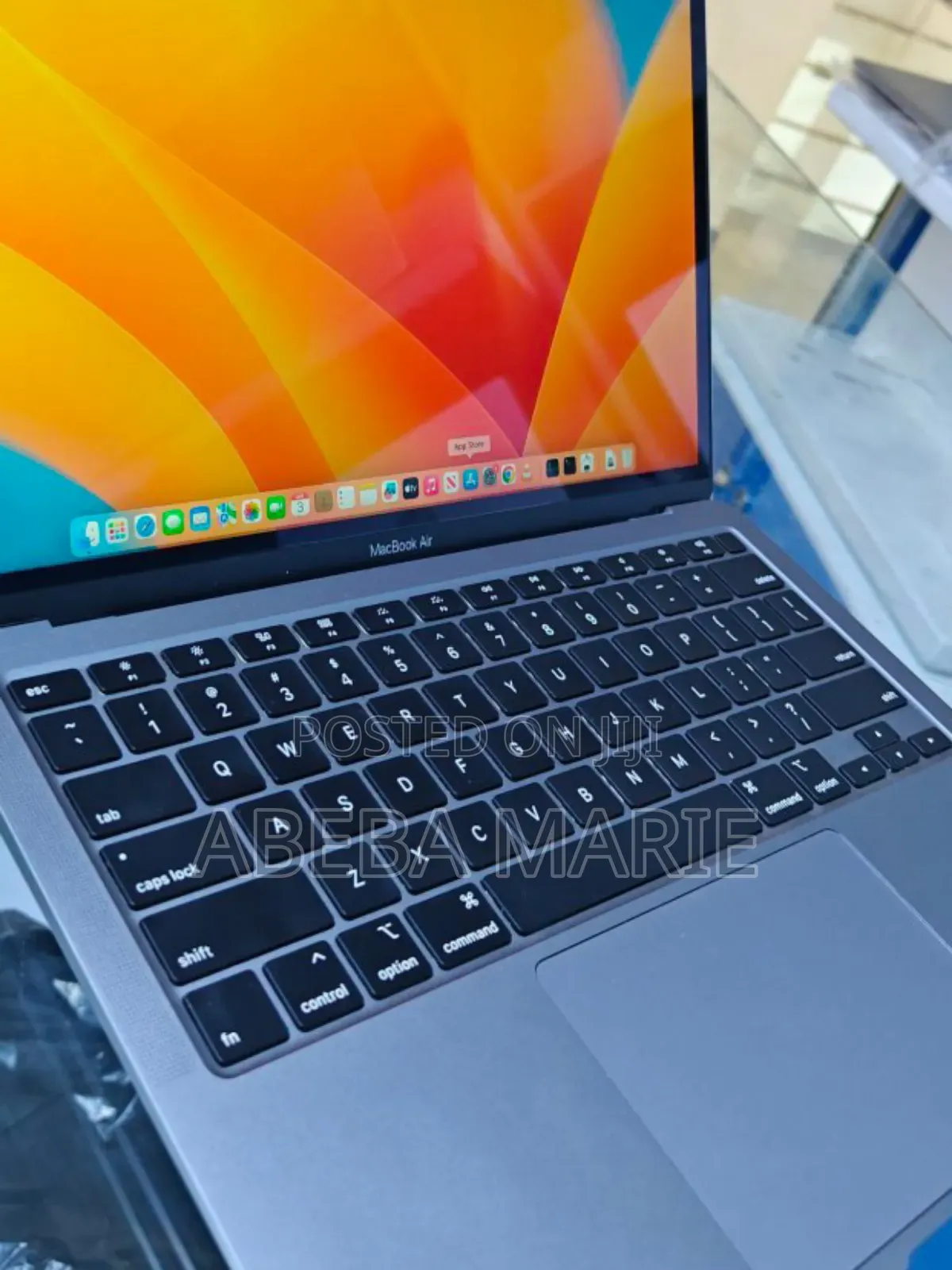 New Laptop Apple MacBook Air 2020 8GB Intel Core I5 SSD 256GB