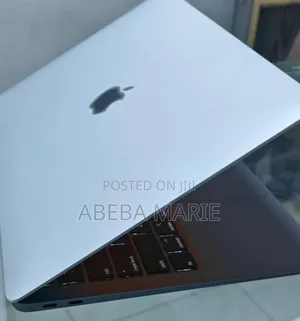 New Laptop Apple MacBook Air 2020 8GB Intel Core I5 SSD 256GB