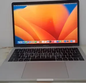 Photo - New Laptop Apple MacBook Pro 2017 8GB Intel Core I5 SSD 128GB