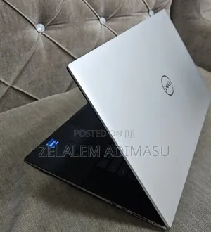 New Laptop Dell XPS 15 32GB Intel Core I7 SSD 1T