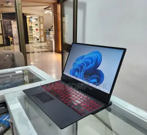 New Laptop Lenovo 8GB Intel Core I5 SSD 512GB