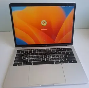 Photo - New Laptop Apple MacBook Pro 2017 8GB Intel Core I5 SSD 128GB