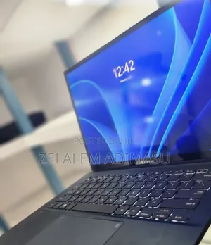 New Laptop Asus ZenBook Pro UX550VE 16GB Intel Core I7 SSD 512GB