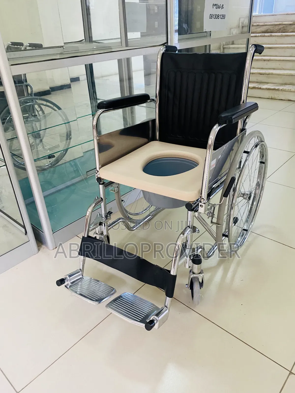Toilet Wheelchair3wheelchair8wheelchair9wheelchair7wheelchai