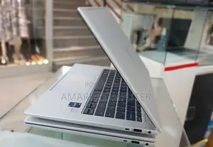 New Laptop HP EliteBook 840 G9 16GB Intel Core I5 SSD 512GB