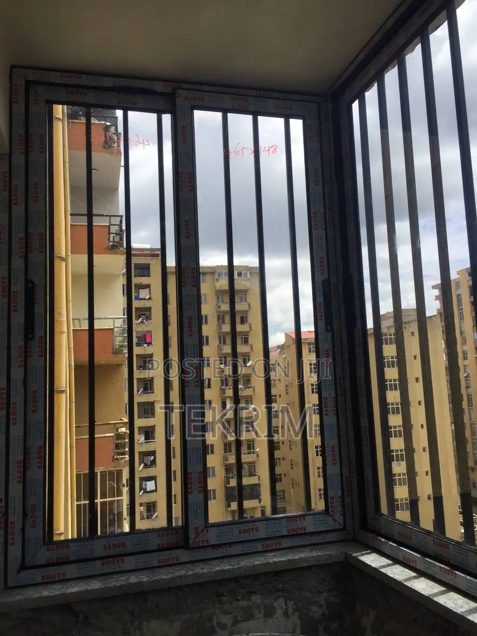 Aluminum Partitioning and Glass Works