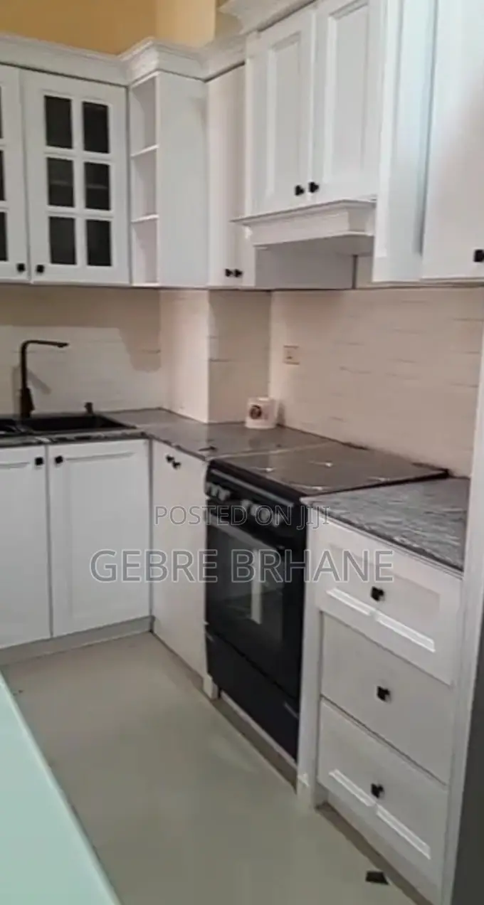 Furnished 2bdrm Apartment in Apartment, Yeka for rent