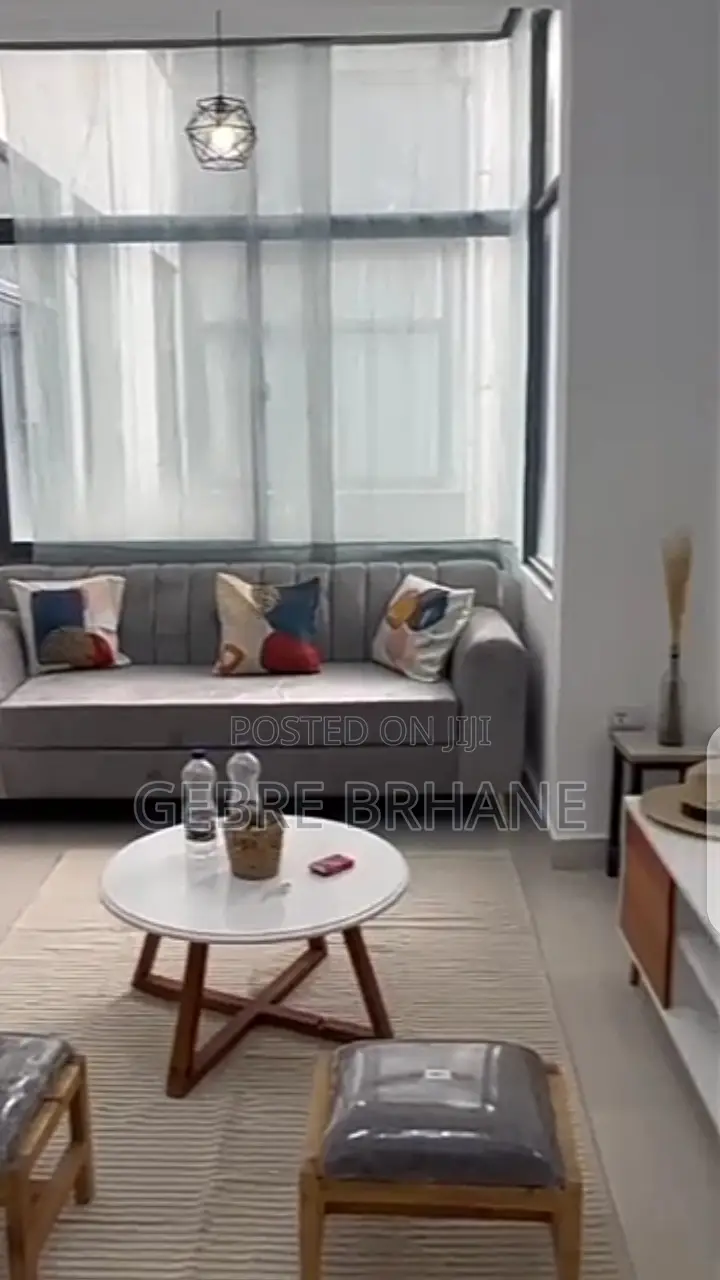 Furnished 2bdrm Apartment in Apartment, Yeka for rent