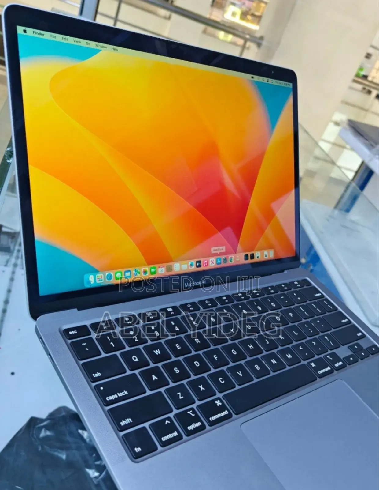 New Laptop Apple MacBook Air 2020 8GB Intel Core I5 SSD 256GB