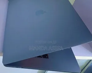 New Laptop Apple MacBook Pro 2017 16GB Intel Core I7 SSD 512GB