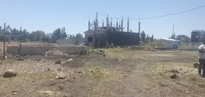 140 ካሬ መሬት ዩኒሳ አደበባይ በጤና ጣቢያው በኩል