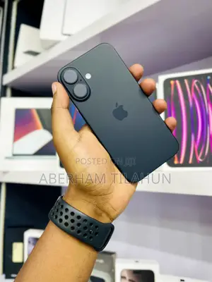 Photo - New Apple iPhone 16 128 GB Black