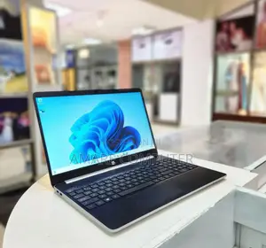 New Laptop HP Stream Notebook 8GB Intel Core I7 SSD 512GB