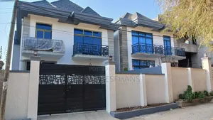 Photo - 5bdrm Villa in Villa, Yeka for rent