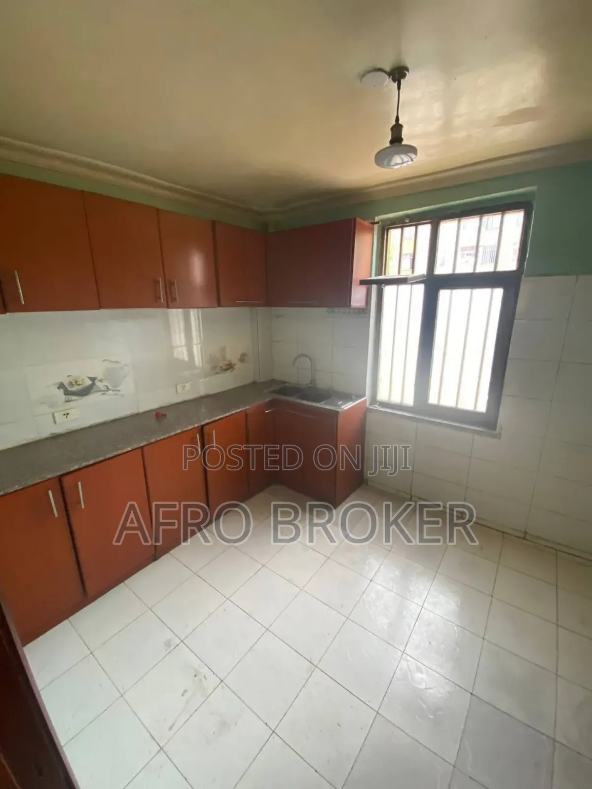 Furnished 3bdrm Condo in Sheger Tuludimtu, Akaky Kaliti for sale