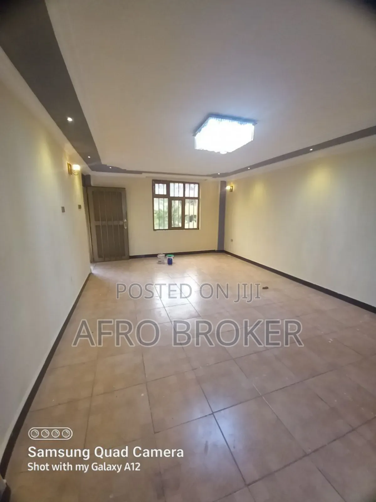 Furnished 3bdrm Condo in Sheger Tuludimtu, Akaky Kaliti for sale