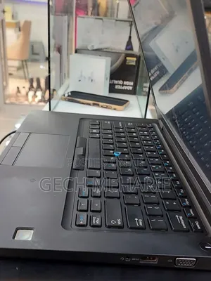 New Laptop Dell Latitude 5490 8GB Intel Core I7 SSD 256GB