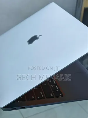 New Laptop Apple MacBook Air 2020 8GB Intel Core I5 SSD 256GB