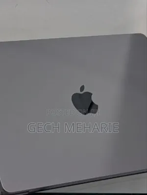 New Laptop Apple MacBook Air 2024 M3 13-Inch 8GB Apple M3 SSD 256GB