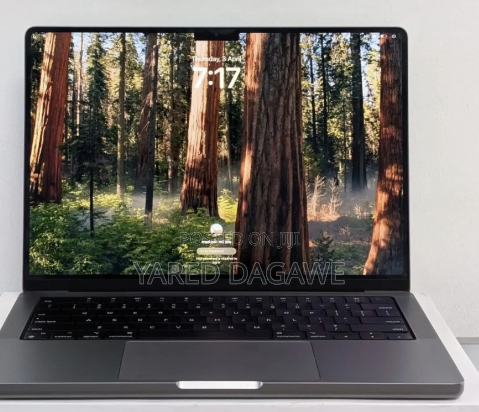 New Laptop Apple MacBook Pro 2022 M2 16GB Apple M2 SSD 512GB