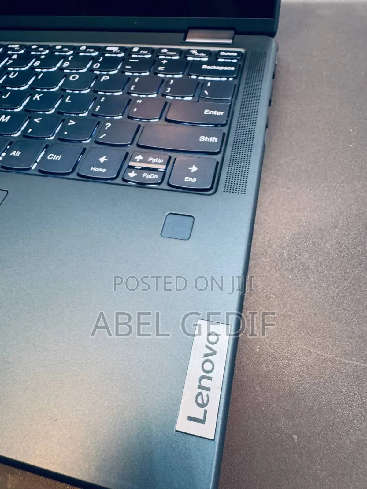 New Laptop Lenovo 8GB AMD Ryzen 5 SSD 512GB