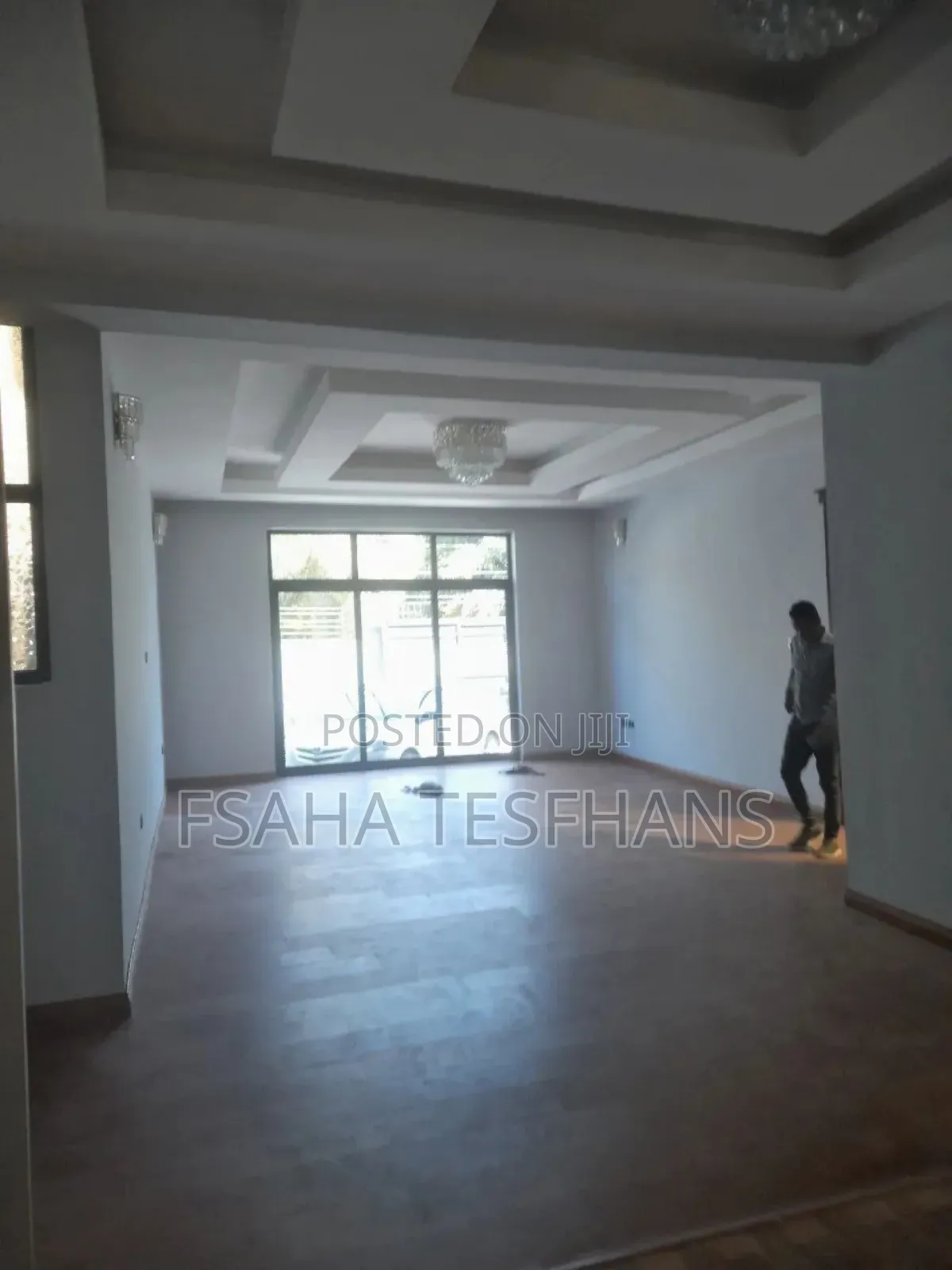 5bdrm House in House G+1, Yeka for rent